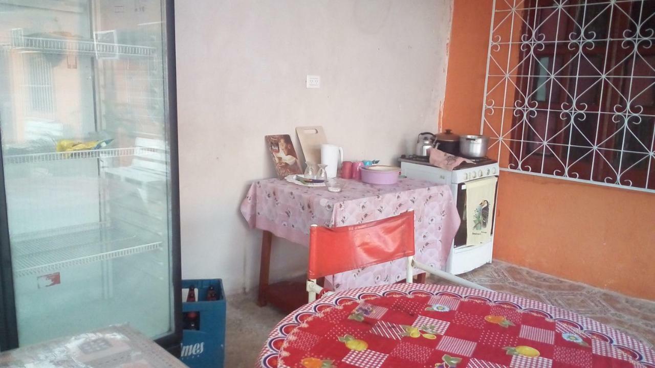 Alojamiento Picaflor Iguazu Hostel Puerto Iguazú Buitenkant foto