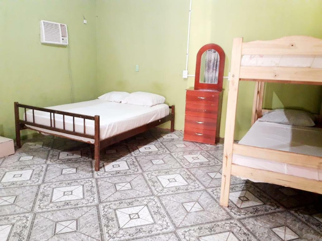 Alojamiento Picaflor Iguazu Hostel Puerto Iguazú Buitenkant foto