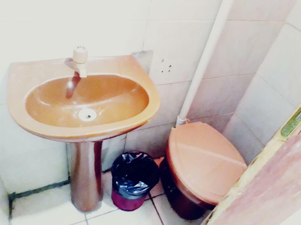 Alojamiento Picaflor Iguazu Hostel Puerto Iguazú Buitenkant foto